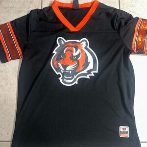 Cincinnati Bengals NFL Team Apparel Women’s Shirt Sequin Sleeve Black Size XL